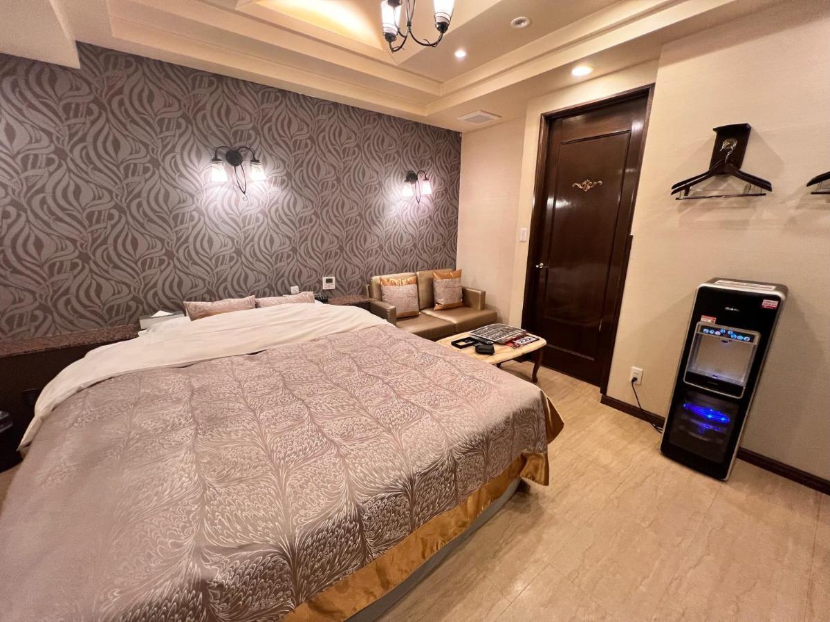 Hotel Crystal Gate Nagoya - Couple Hotel (Adults Only) Extérieur photo